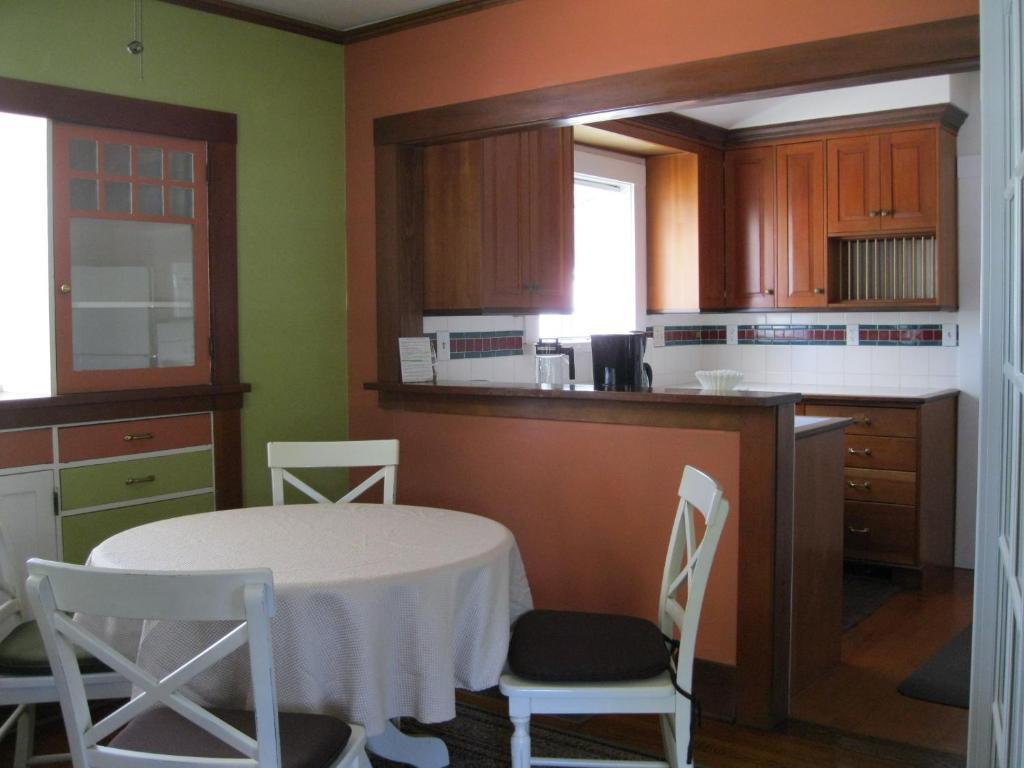 A White Jasmine Inn Санта Барбара Екстериор снимка