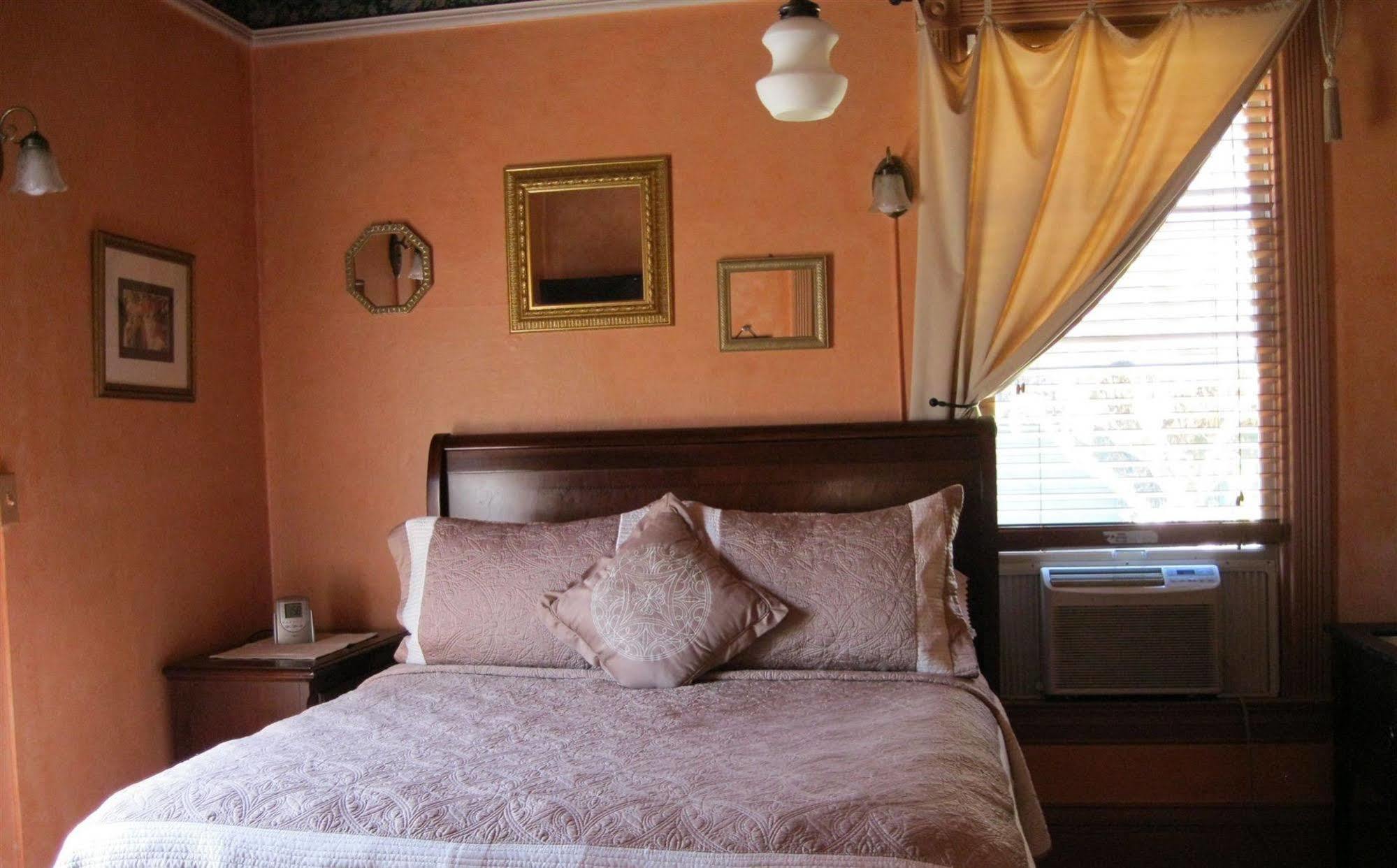A White Jasmine Inn Санта Барбара Екстериор снимка